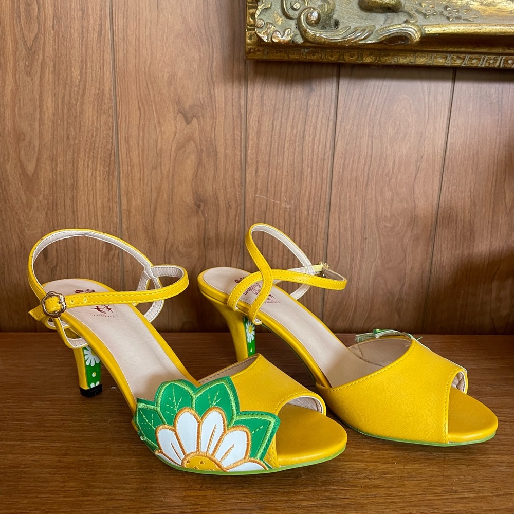 Dancing Days by Banned shoes (bought on ModCloth)